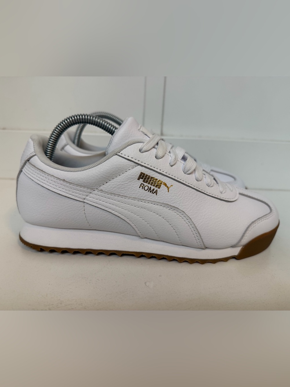 Puma Shoes Mens Size 7.5 White Gum Roma Classic Leather Sneakers 366408-01